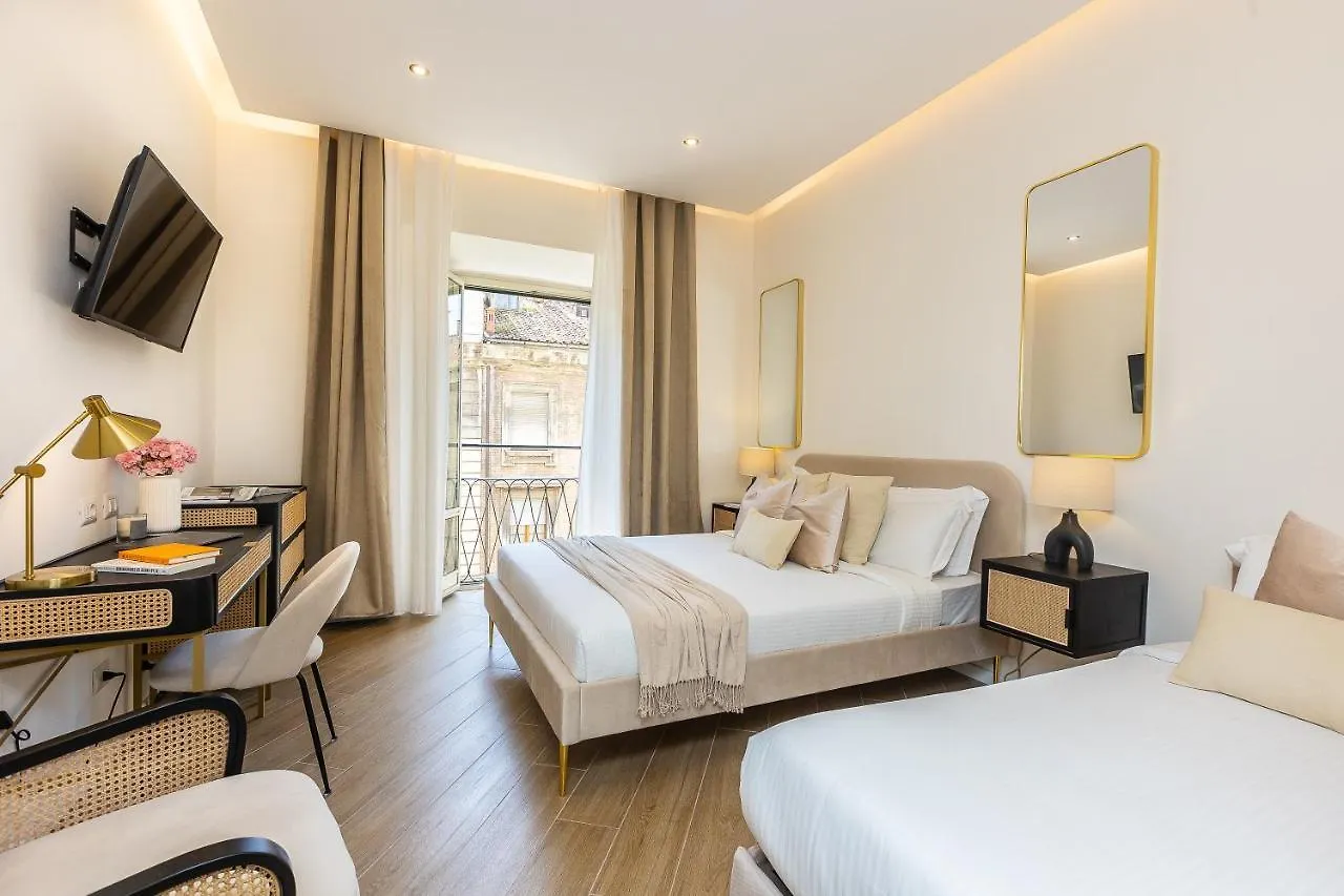 Colosseum Boutique Apartment Rome 0*,