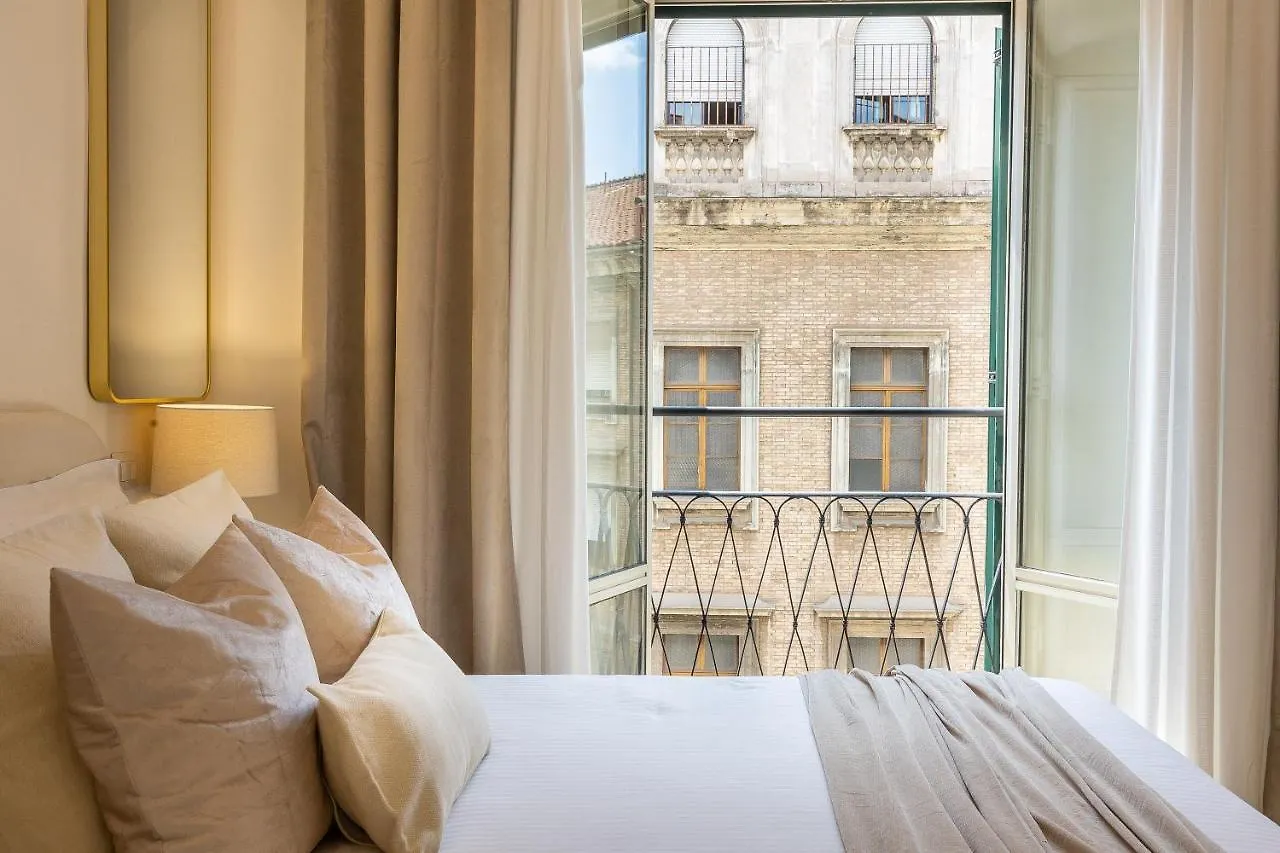Colosseum Boutique Apartment Rome 0*,