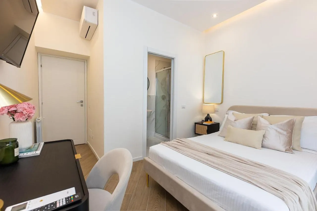 Colosseum Boutique Apartment Rome Italy