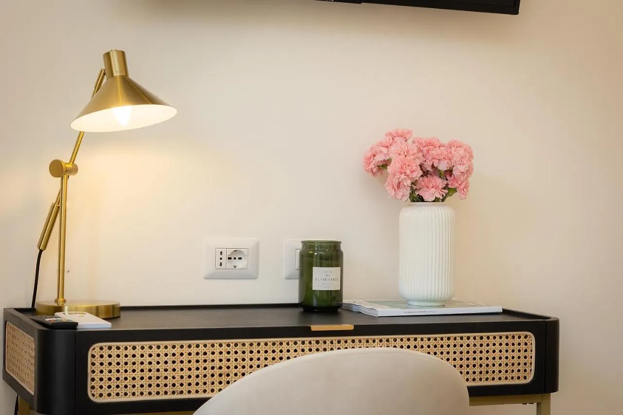 Colosseum Boutique Apartment Rome